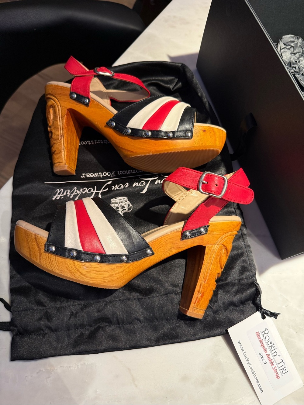 Lucky Lou Shoes Rockin’ Tiki Harlequin Sandals in Red, Black & White BNWT size 9